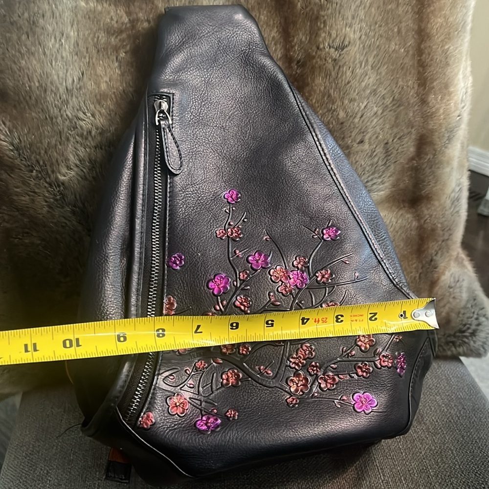 Floral Embossed Black Leather Sling/backpack style Bag - Picture 9 of 9